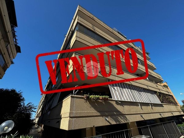 appartamento in vendita a Roma in zona Ponte di Nona