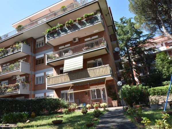 appartamento in vendita a Roma in zona Portuense