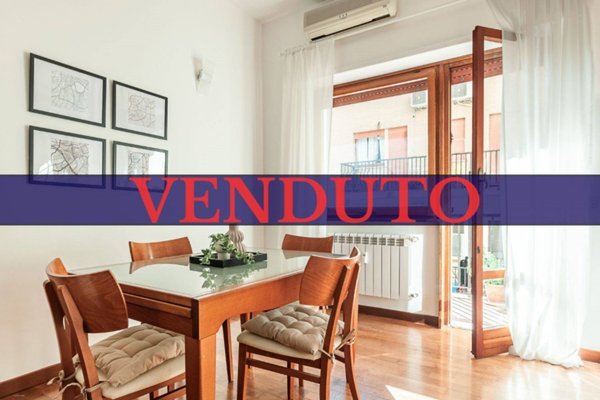 appartamento in vendita a Roma in zona Tomba di Nerone