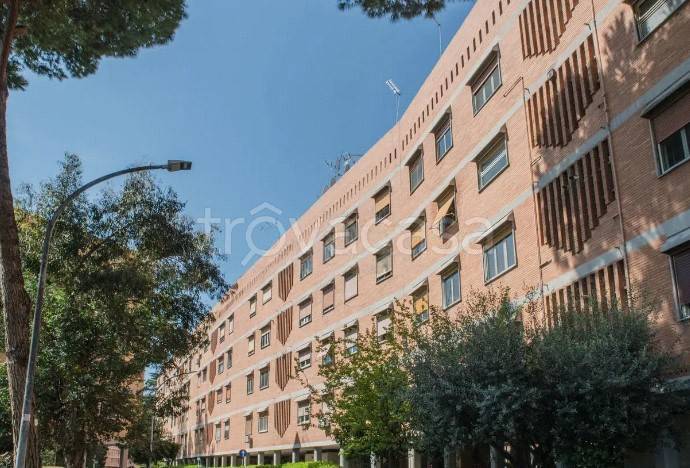appartamento in vendita a Roma in zona Torrino