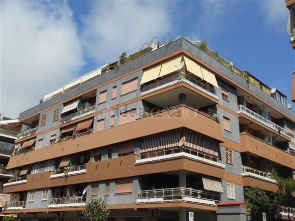 appartamento in vendita a Roma in zona Infernetto