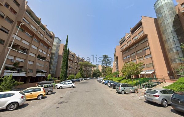 appartamento in vendita a Roma in zona Giuliano Dalmata