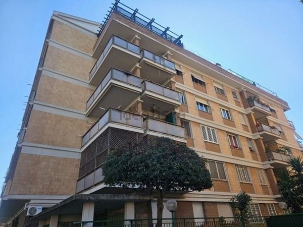 appartamento in vendita a Roma in zona Ostia