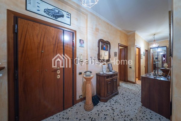 appartamento in vendita a Roma in zona Collatino