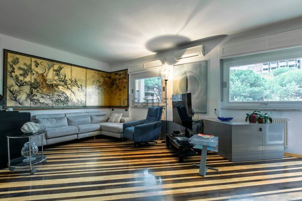 appartamento in vendita a Roma in zona Giuliano Dalmata