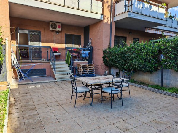 appartamento in vendita a Roma in zona Trastevere