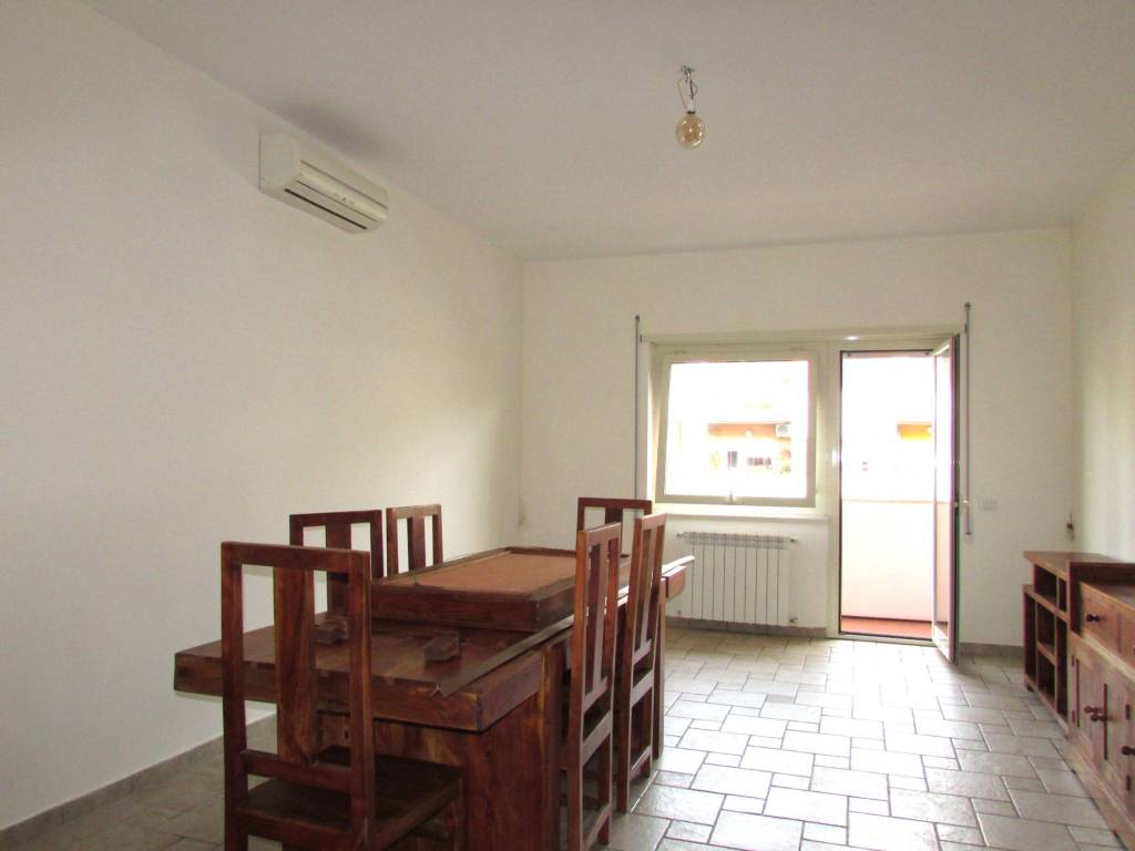 appartamento in vendita a Roma in zona Ostia