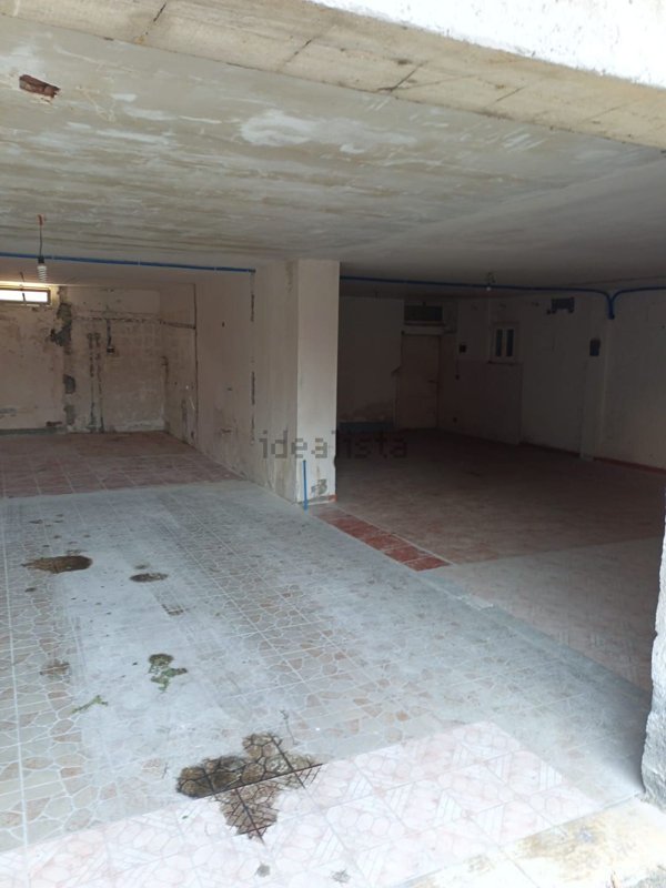 locale di sgombero in vendita a Roma in zona Finocchio