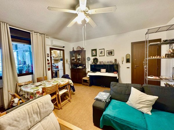 appartamento in vendita a Roma in zona Spinaceto