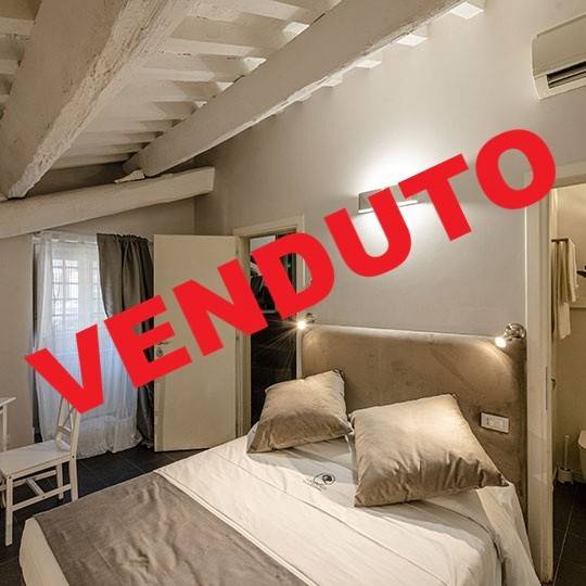 negozio in vendita a Roma in zona Trastevere
