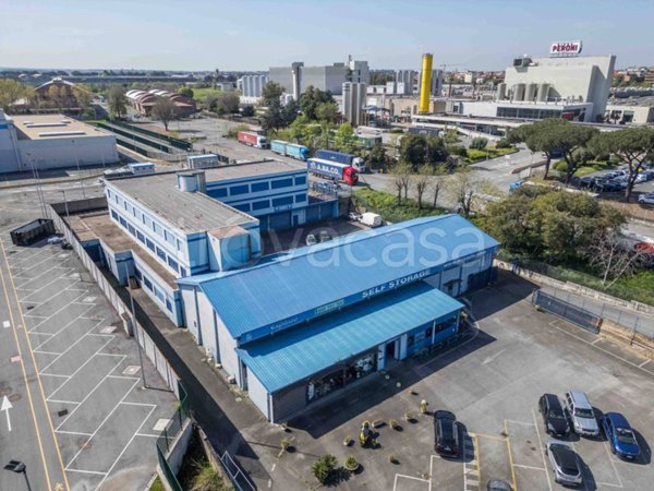 capannone in vendita a Roma in zona Ponte di Nona