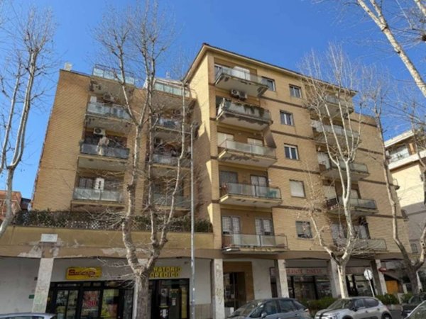 appartamento in vendita a Roma in zona Castel Fusano