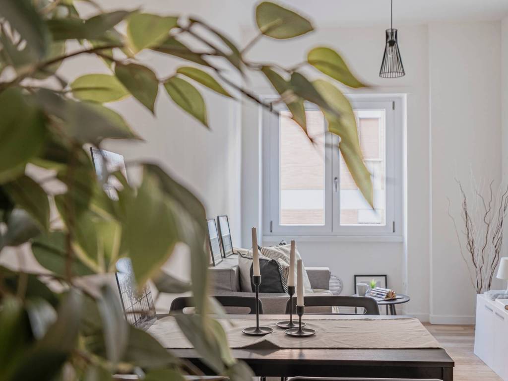 appartamento in vendita a Roma in zona Ostiense