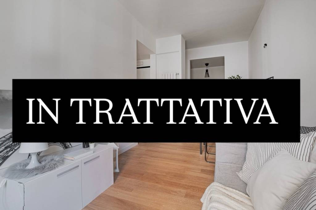 appartamento in vendita a Roma in zona Ardeatino