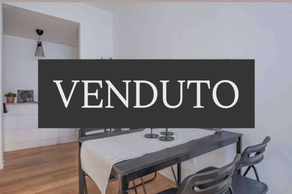 appartamento in vendita a Roma in zona Ardeatino