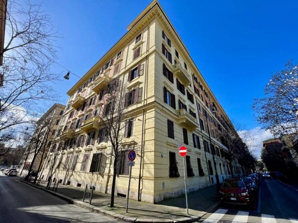 appartamento in vendita a Roma in zona Esquilino