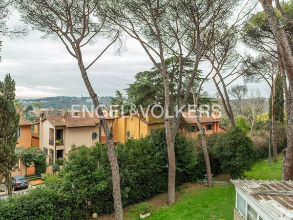 appartamento in vendita a Roma in zona Tor di Quinto