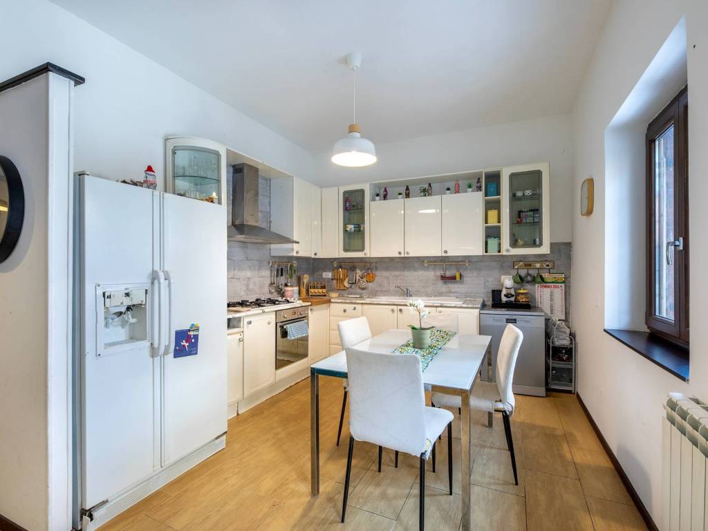 appartamento in vendita a Roma in zona Romanina