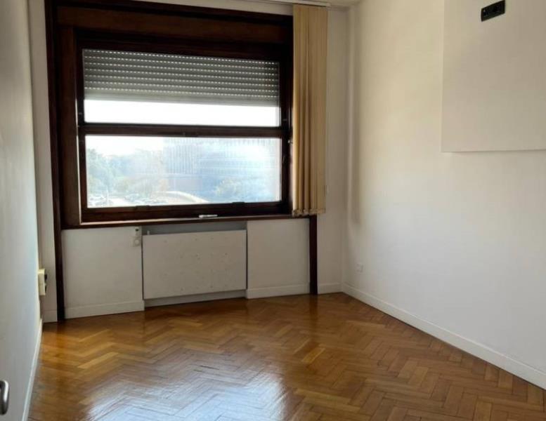 appartamento in vendita a Roma in zona Castro Pretorio