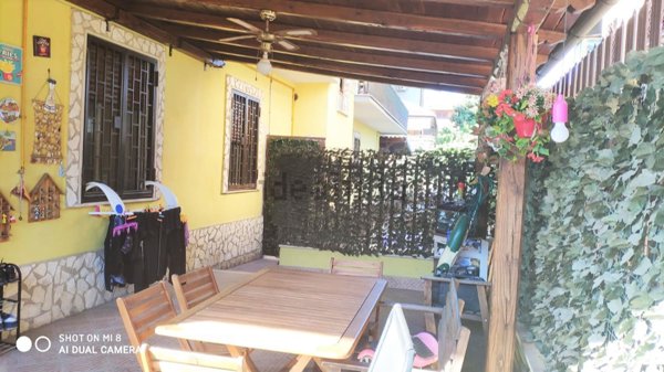 appartamento in vendita a Roma in zona Tor Bella Monaca