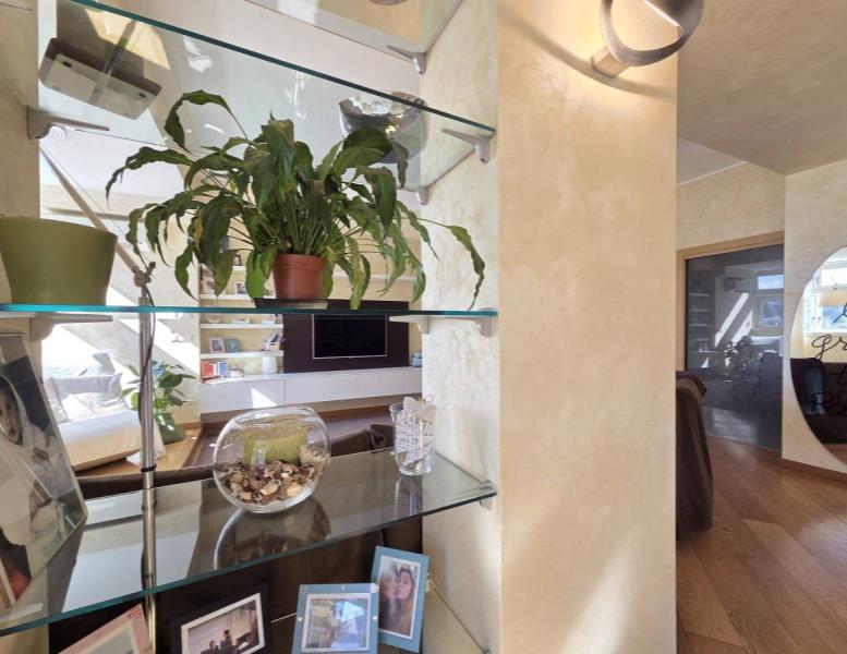 appartamento in vendita a Roma in zona EUR