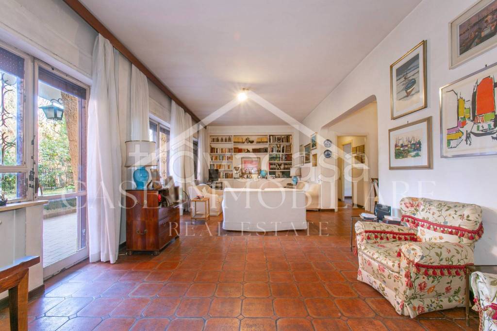 appartamento in vendita a Roma in zona Tor di Quinto