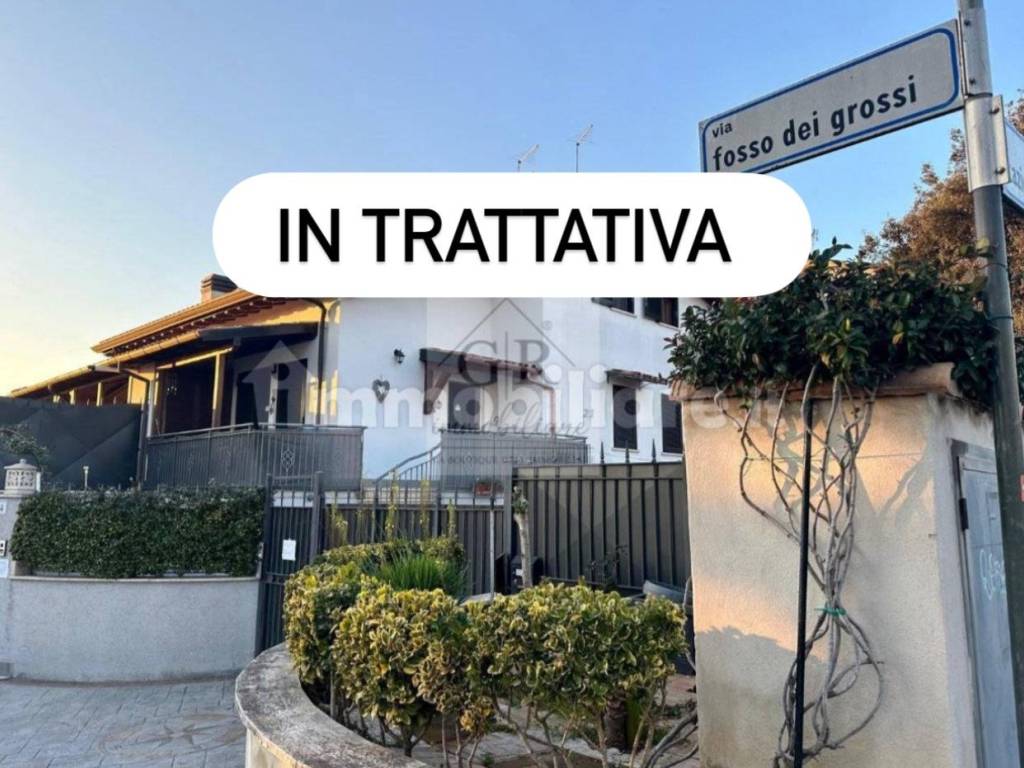 casa indipendente in vendita a Roma in zona Cesano