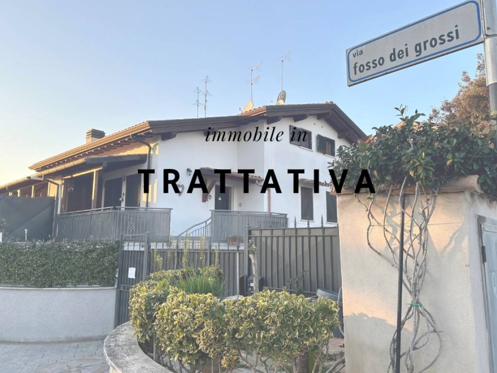casa indipendente in vendita a Roma in zona Cesano