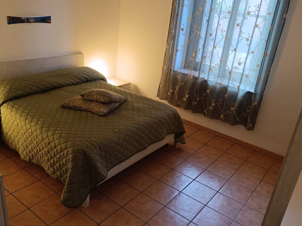 negozio in vendita a Roma in zona Collatino