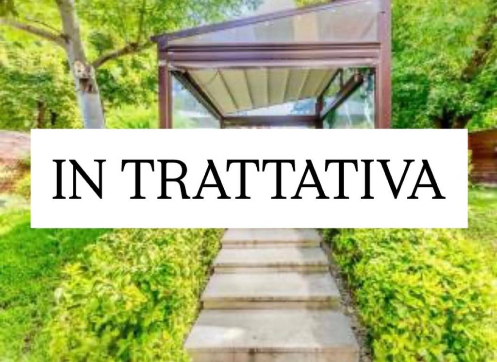 appartamento in vendita a Roma in zona Mostacciano