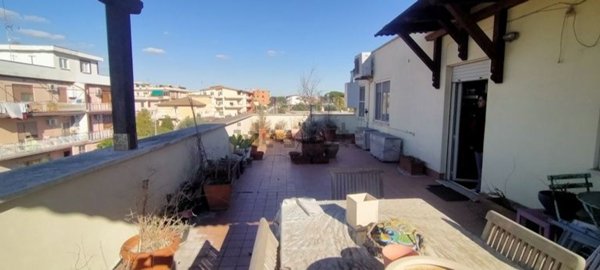 appartamento in vendita a Roma in zona Dragona/Bagnoletto