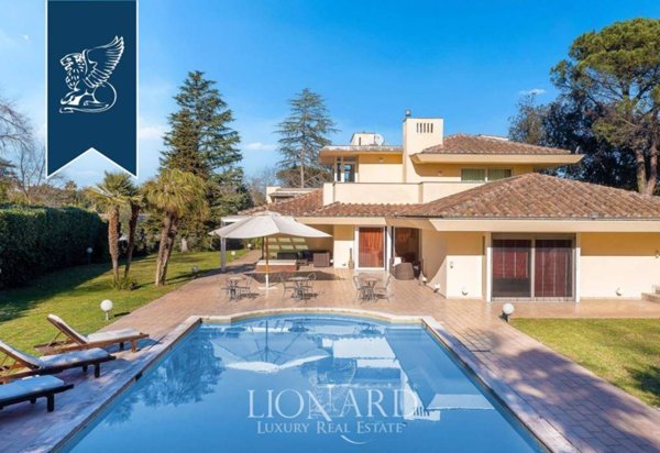 casa indipendente in vendita a Roma in zona Olgiata