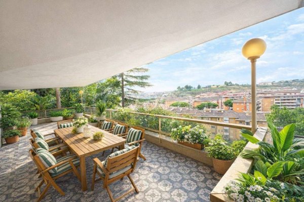 appartamento in vendita a Roma