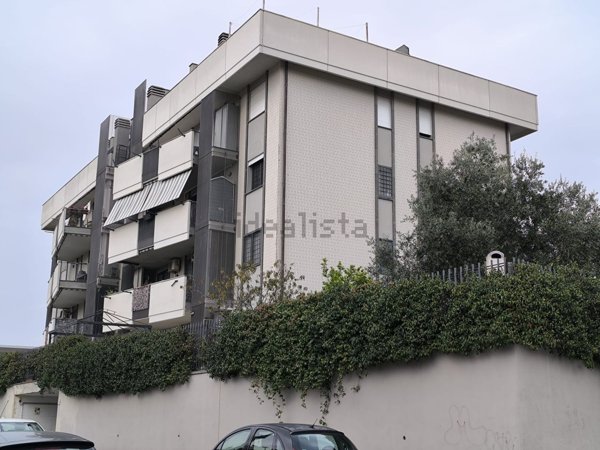 appartamento in vendita a Roma in zona Selva Candida
