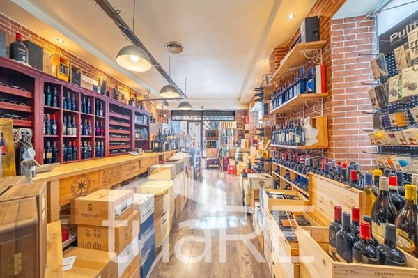 negozio in vendita a Roma in zona Esquilino