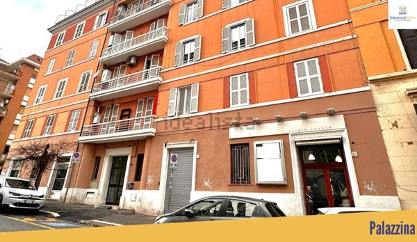 appartamento in vendita a Roma in zona Appio Latino