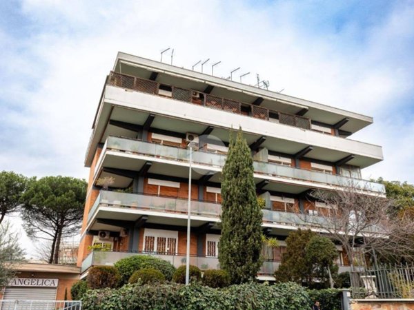 appartamento in vendita a Roma in zona Primavalle