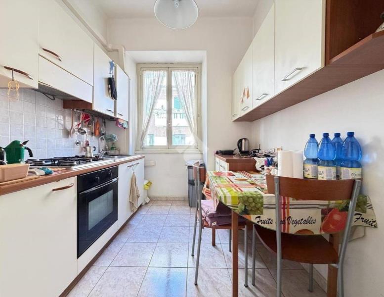 appartamento in vendita a Roma in zona Gianicolense