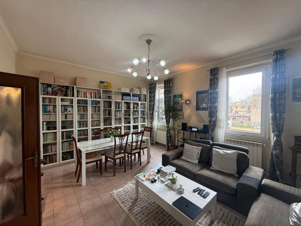 appartamento in vendita a Roma in zona Tuscolano