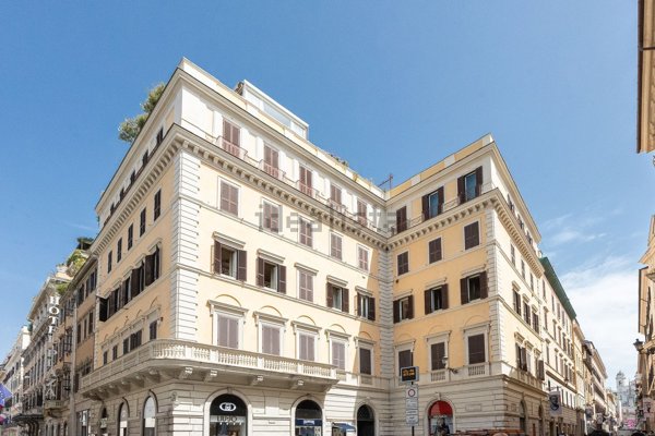 appartamento in vendita a Roma in zona Campo Marzio