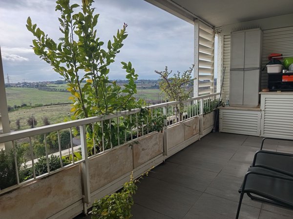 appartamento in vendita a Roma in zona Castel di Leva