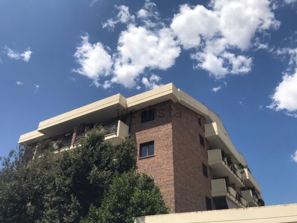 appartamento in vendita a Roma in zona Tor di Quinto