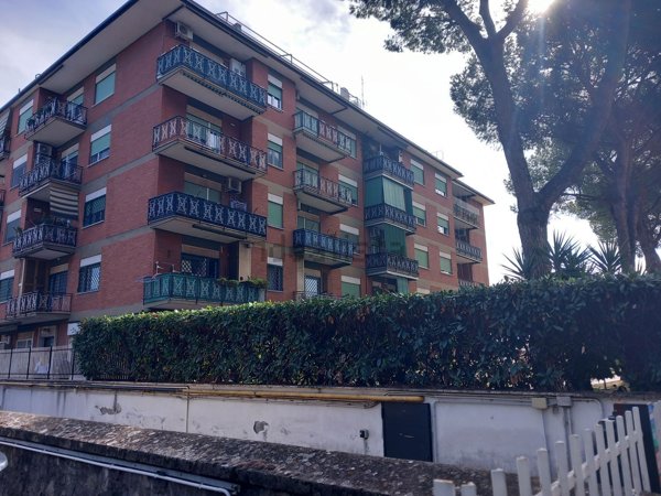 appartamento in vendita a Roma in zona Alessandrino