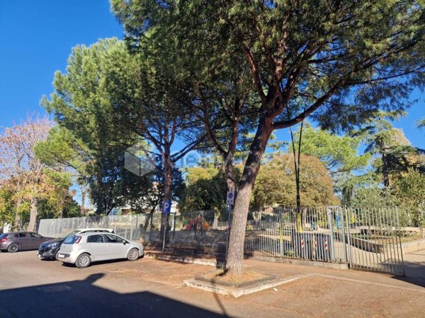 appartamento in vendita a Roma in zona Finocchio