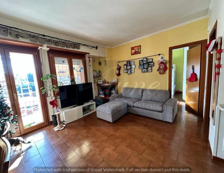 appartamento in vendita a Roma in zona Tomba di Nerone