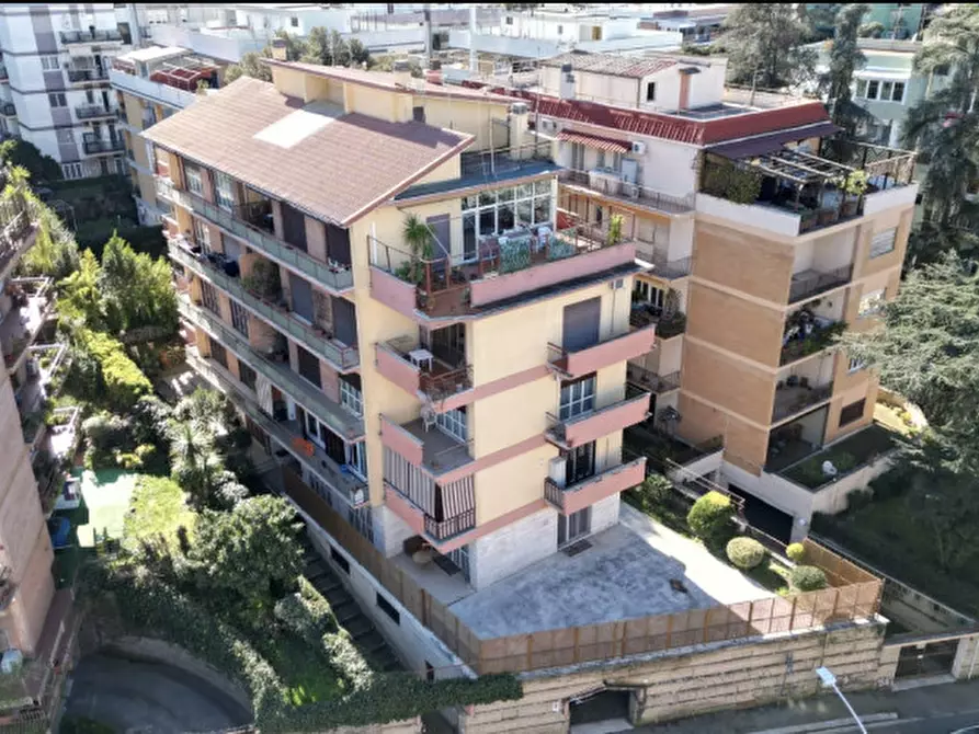 appartamento in vendita a Roma in zona Giuliano Dalmata
