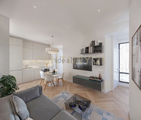 appartamento in vendita a Roma in zona Trevi-Colonna