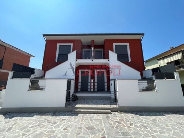 appartamento in vendita a Roma in zona Osteria Nuova