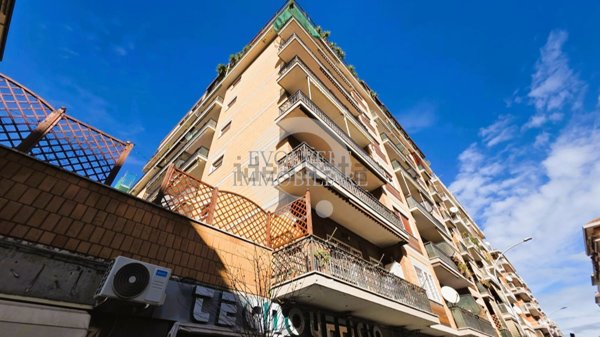 appartamento in vendita a Roma in zona Appio Claudio