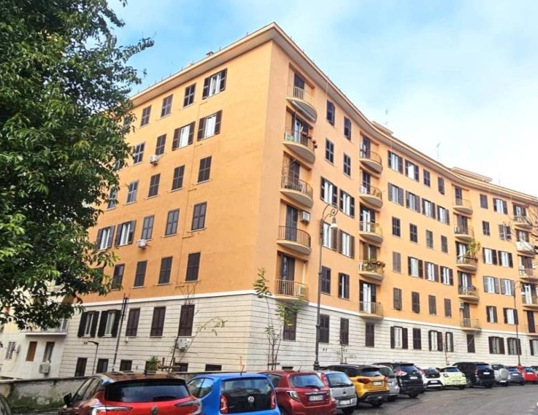 appartamento in vendita a Roma in zona Della Vittoria